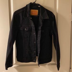 BLACK LEVI JEAN JACKET